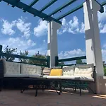 Magnifique , Jardin Et Terrasse Villa *