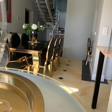 Magnifique , Jardin Et Terrasse *